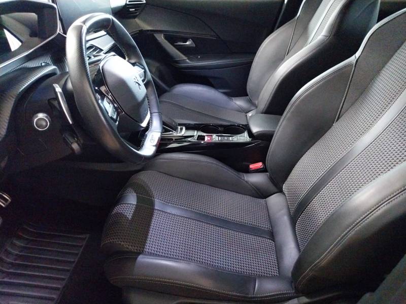 Peugeot 2008 - PureTech 130 S&S EAT8 GT Line
